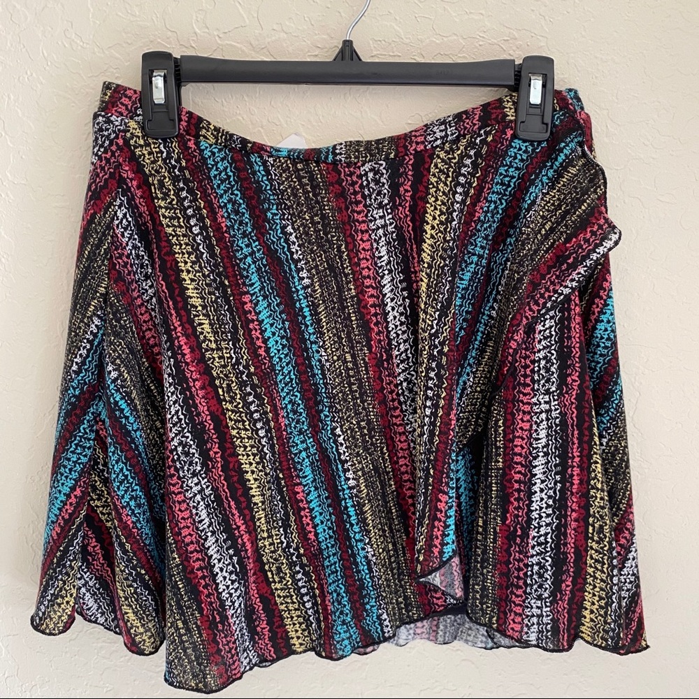 Multicolored skirt Sz M NWT